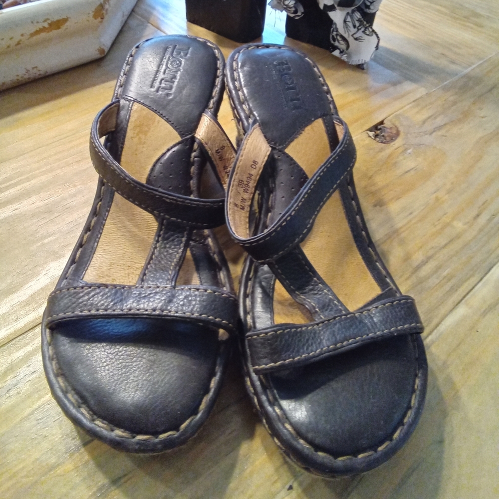 Born Size 8 Navy Blue Espadrille Open Toe Leather 3" Wedge Sandals